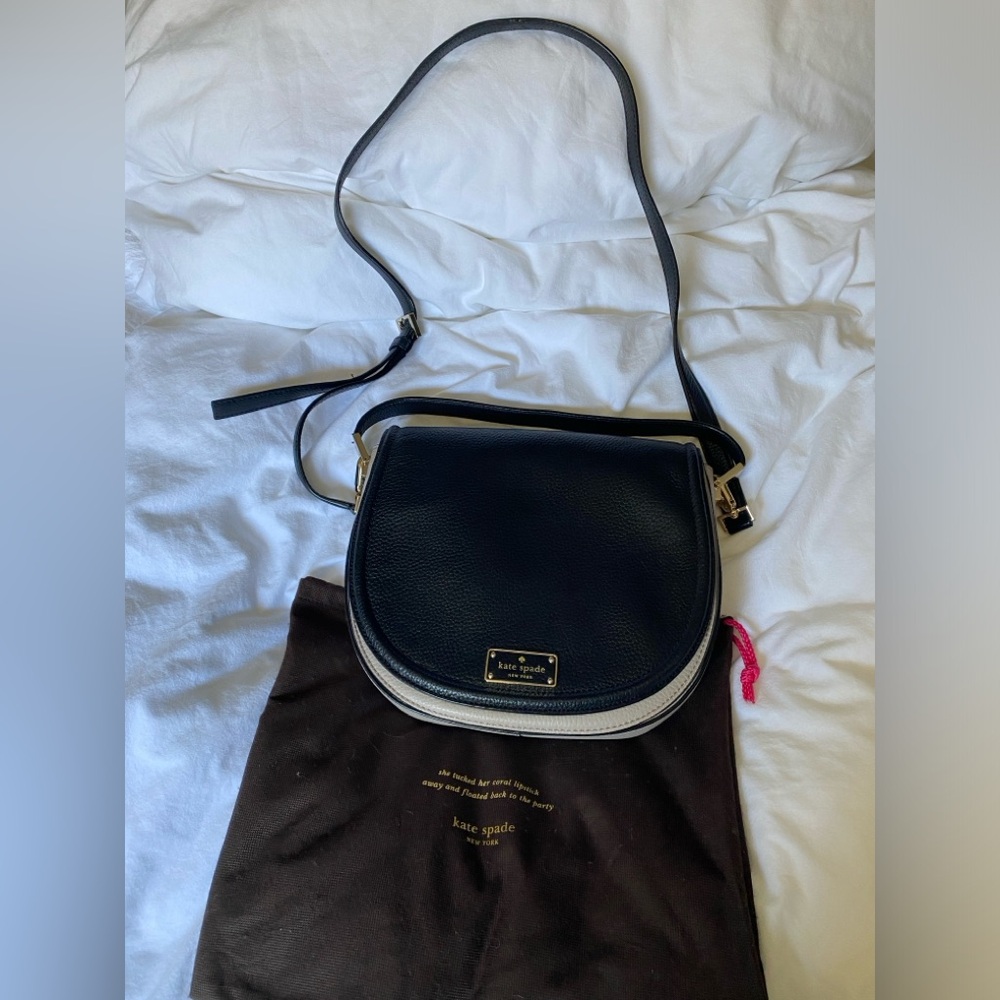 Kate Spade Oliver Street Sadelle Purse in Black/Cream